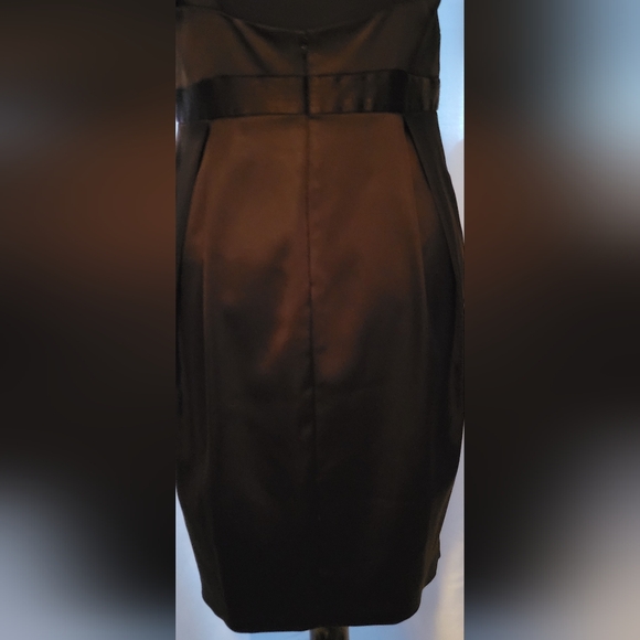 * David Meister Jet Black Satin like fabric mini dress - Picture 5 of 8